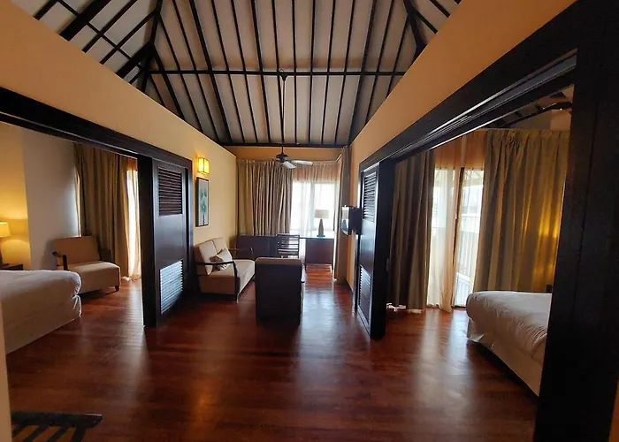 St8 Sepang Golden Palmtree Family Villa 2 Bedroom